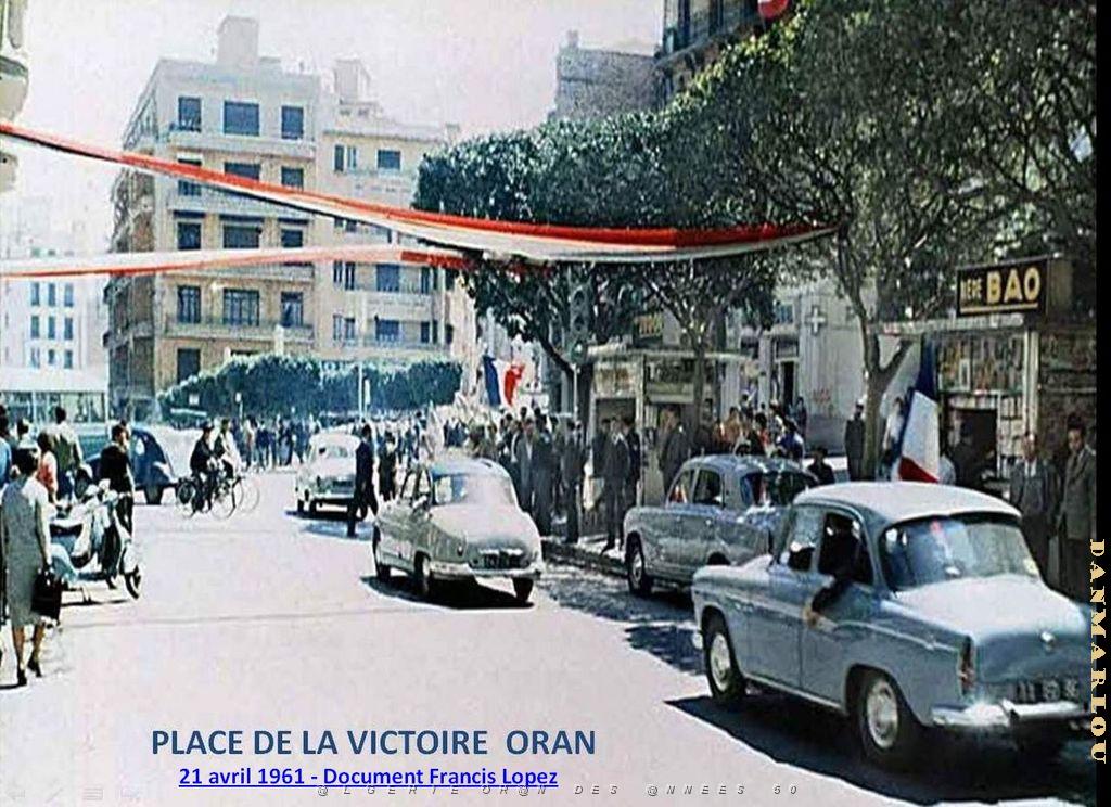 RA g- 046- Place des Victoires.JPG